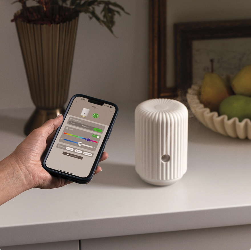 Scentsy smart diffuser and fragrance cartridge