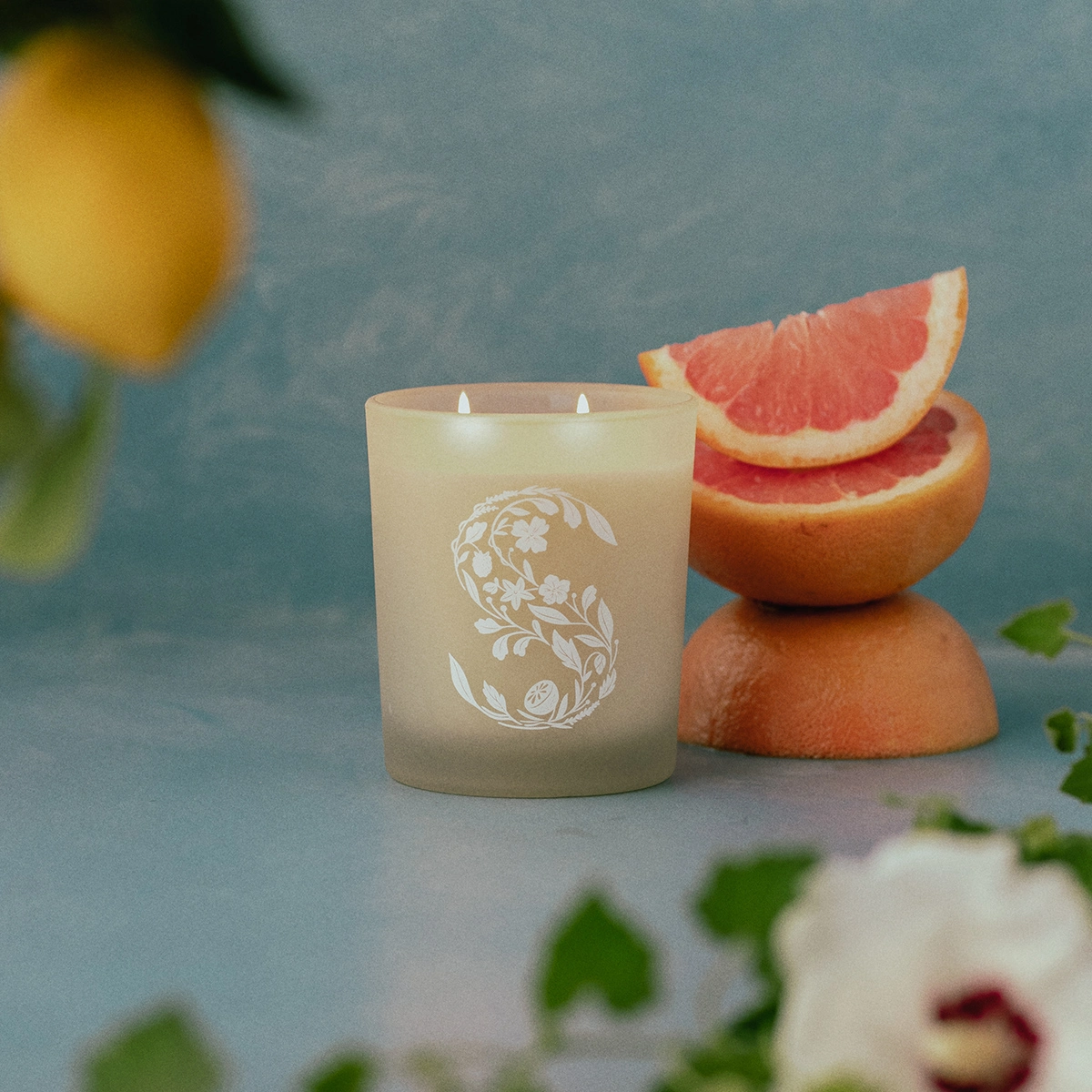Blue Grotto Scented Candle photo 1