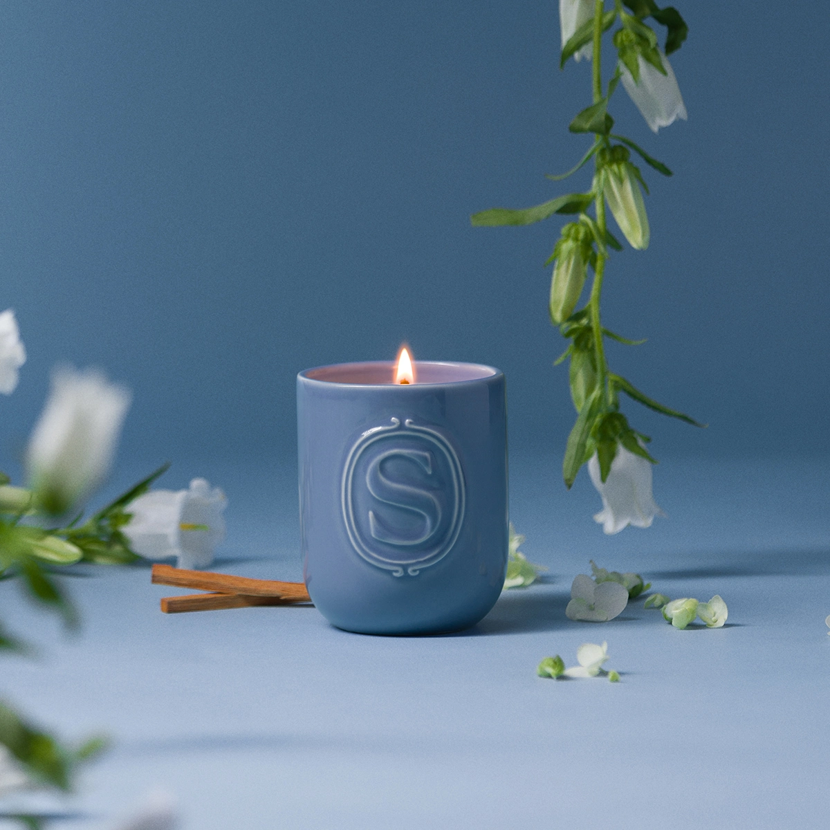Luna Scented Candle photo 1