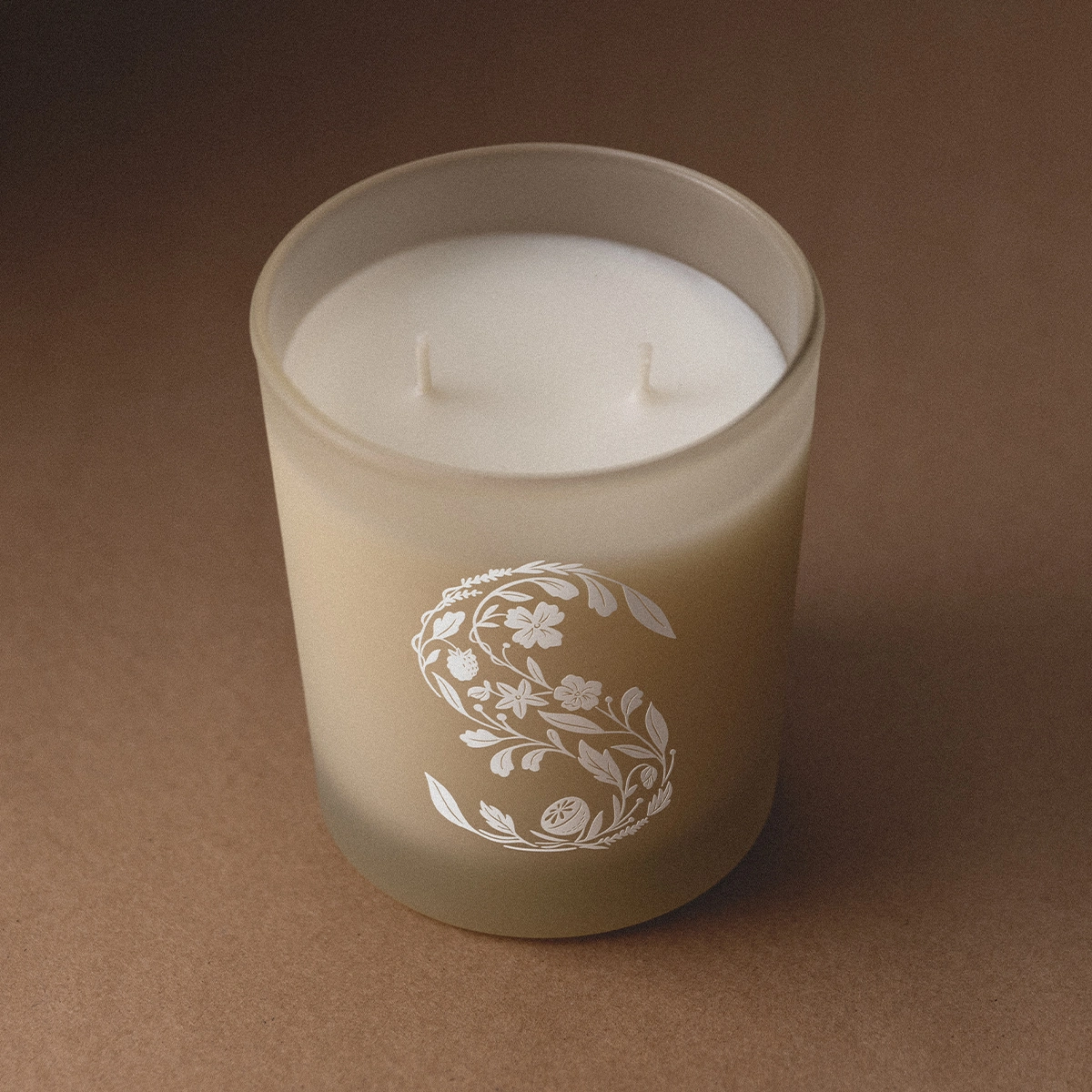 Black Raspberry Vanilla Scented Candle photo 6