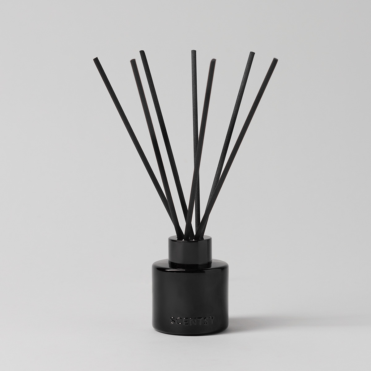Dark Veiled Lilac – Reed Diffuser photo 1